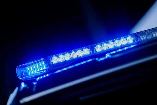 Die Polizei bittet Zeuginnen und Zeugen um Hinweise. (Symbolbild) | Foto: Rolf Vennenbernd/dpa