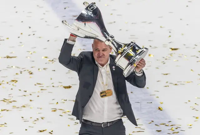 Holt Serge Aubin seine fünfte Meisterschaft mit den Eisbären Berlin (Archivbild).  | Foto: Andreas Gora/dpa