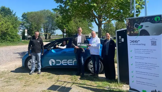 In Duttweiler wurde eine neue deer-Ladesäule eingeweiht. | Foto: Stadt Neustadt