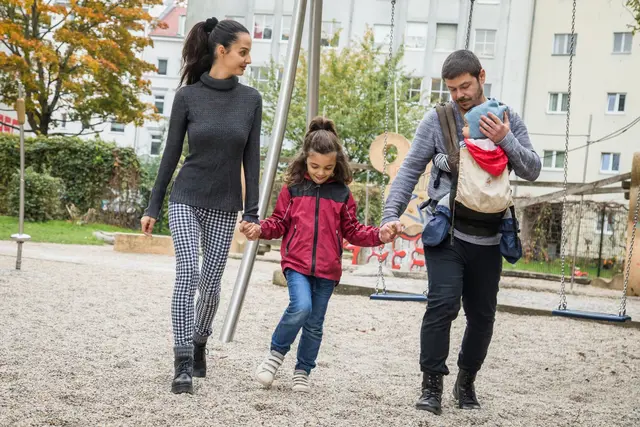 Mehr Geld für Familien: Neben dem Kindergeld gibt es weitere Entlastungsoptionen, die Familien in Anspruch nehmen können | Foto: dpa