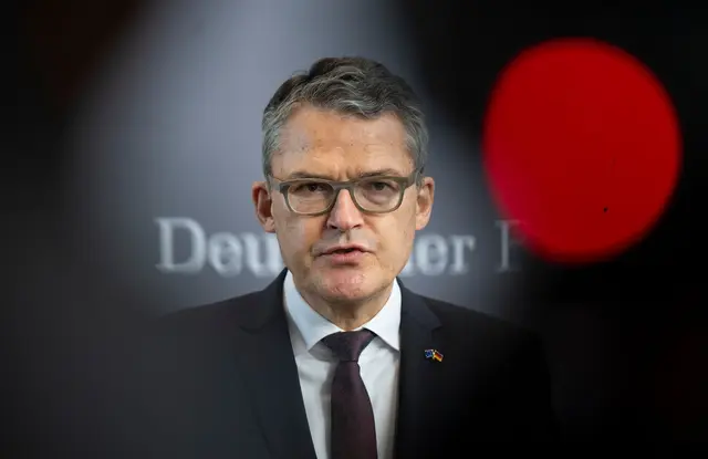 Kiesewetter gilt als versierter Außenpolitiker. (Archivbild)  | Foto: Monika Skolimowska/dpa