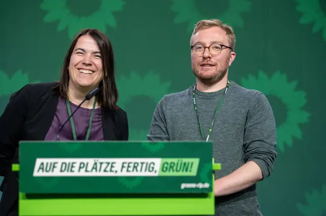 Die Grünen-Landesvorsitzenden Natalie Cramme-Hill und Paul Bunjes wechseln in den Landtag. (Archivbild) | Foto: Harald Tittel/dpa