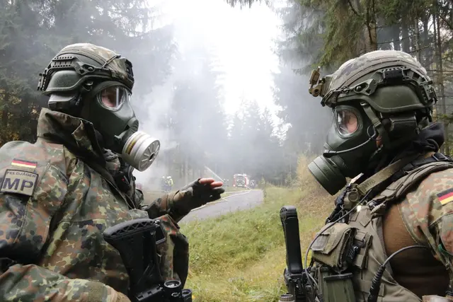 Die Übung der Feldjäger heißt «Orange Road», benannt nach der Waffenfarbe der Militärpolizei der Bundeswehr. | Foto: -/Feldjägerregiment 3/dpa