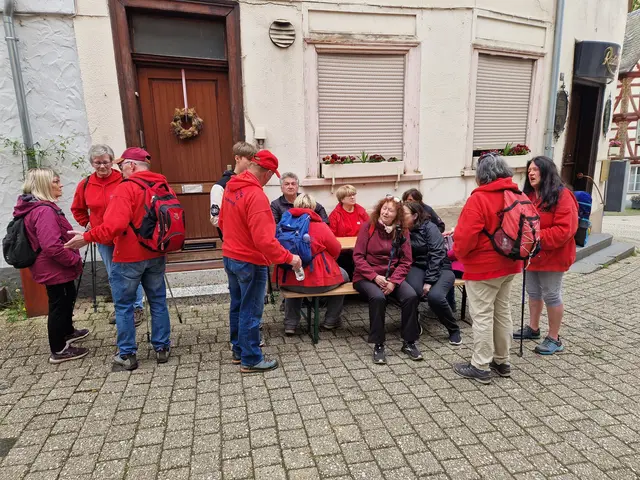 Wanderfreunde in Limbach a.d. Lahn | Foto: Walter Fromkorth