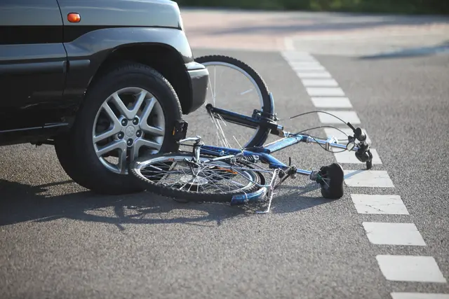 Die Zahl tödlicher Fahrradunfälle steigt, besonders häufig sind Pedelecs betroffen. Was Mobilitätstrainings und Helm im Alltag konkret bringen sollen. | Foto: Deutsche Verkehrswacht