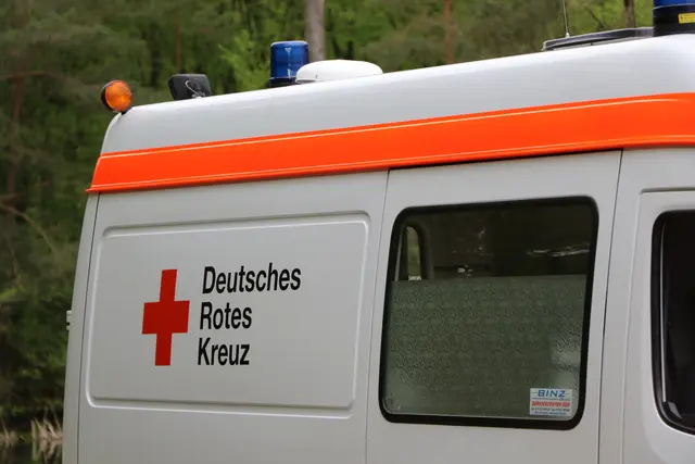 DRK - Fahrzeug - Wer anderen helfen möchte, ist im Team des Deutschen Roten Kreuzes (DRK) herzlich willkommen.   | Foto: Heike Schwitalla