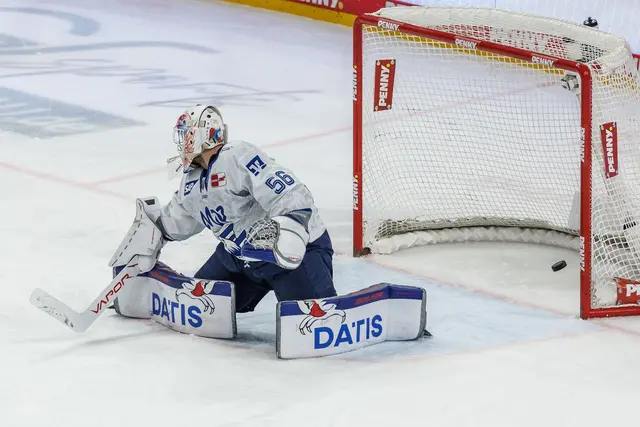 Musste fünfmal hinter sich greifen: Maximilian Franzreb | Foto: Andreas Gora/dpa