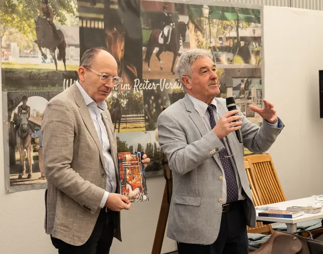 100 Jahre Reiterverein Mannheim OB und Peter Hoffmann  | Foto: Wolfgang Neuberth