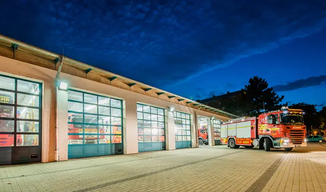 In der Nacht wurden zwei Brände innerhalb kurzer Zeit gemeldet.  | Foto: Feuerwehr Frankenthal