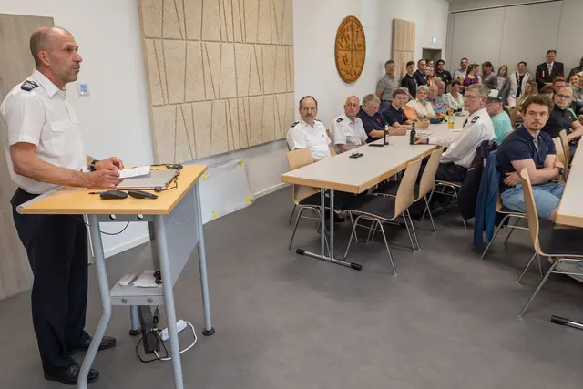 Wehrleiter Matthias Hecktor beim Grußwort | Foto: Stefan Layes