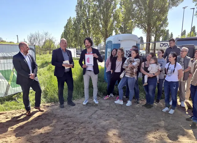 Übergabe des halben roten Punkts | Foto: Werner Schmidhuber