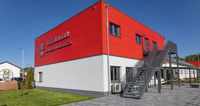 Außenansicht der neu gestalteten Feuerwache | Foto: Stefan Layes