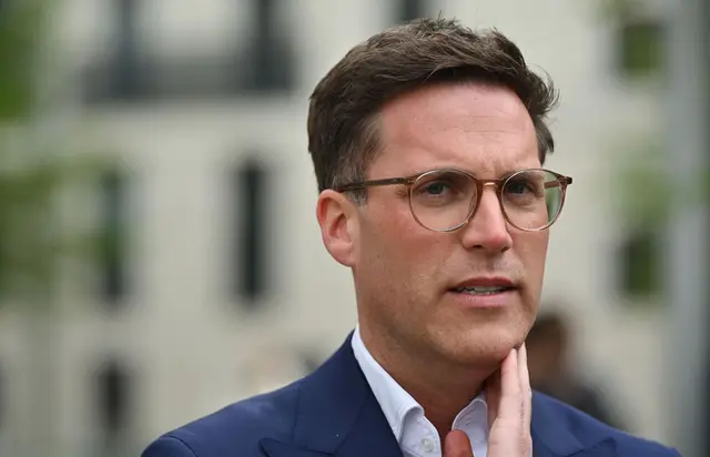 Wie sieht seine Zukunft aus? Dazu hatte sich CDU-Landeschef Manuel Hagel lange nicht klar geäußert.  | Foto: Katharina Kausche/dpa