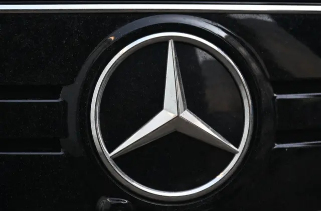 Mercedes-Benz: Gewinn im ersten Quartal gesunken. (Archivbild) | Foto: Bernd Weißbrod/dpa