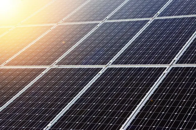 Wenn neue Solaranlagen geplant sind, fragen sich viele Haushalte und Betriebe, welche Möglichkeiten es künftig gibt. | Foto: Quelle: Stadtverwaltung