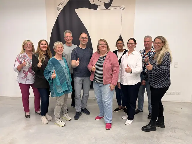 Der Vorstand des Stadtteilvereins: v.l. Carmen Gauglitz, Halime Sezgün, Heike Konrad, Karsten Sternickel, Achim Schommer, Martina Sturm,  Marsha Figueroa, Barbara Dittmann, Dietmar Rudolf, und Simone Sebastian. Auf dem Bild fehlt Andrea Garbicz.  | Foto: Aljoscha Kertesz