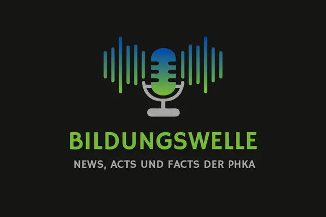 Logo Bildungswelle: Mikro mit Schallwellen, darunter der Schriftzug Bildungswelle - News, Acts und Facts der PHKA