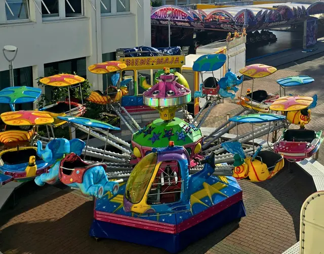 Die Maikerwe bietet mit Fahrgeschäften, Spielständen und süßen Leckereien Unterhaltung für die ganze Familie. | Foto: Gemeindeverwaltung Haßloch
