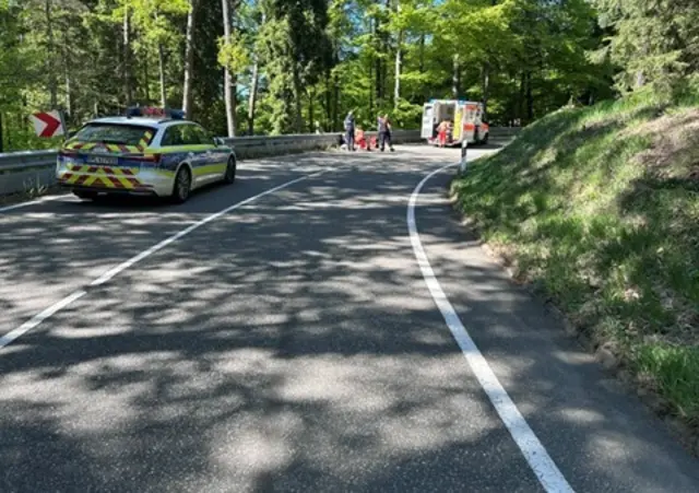 Mehrere Motorradunfälle am Maifeiertag rund um Johanniskreuz: Auf der B48 und der L496 wurden mehrere Fahrer verletzt, einer davon schwer. | Foto: Polizeiinspektion Waldfischbach-Burgalben