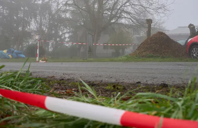 Nach dem tödlichen Unfall in einer Lederfabrik in Runkel laufen Ermittlungen wegen des Vorwurfs der fahrlässigen Tötung gegen Unbekannt. (Archivbild)  | Foto: Sascha Ditscher/dpa