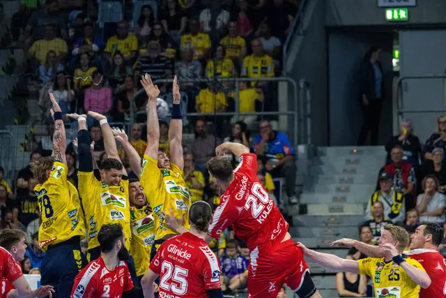 Die Löwen Devensive steht | Foto: Wolfgang Neuberth