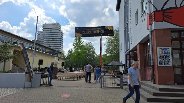 Auch das Albert-Schweitzer-Gymnasium hatte seine Tore geöffnet | Foto: Monika Klein