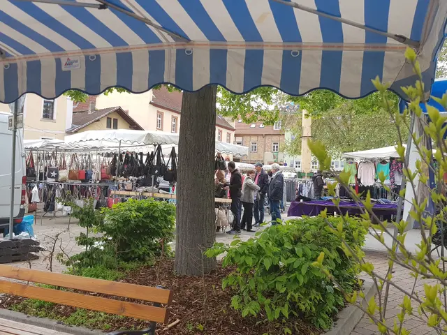 Blick auf die Verkaufsstände