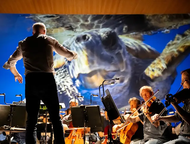 Noch bis zum 19. Juli 2026 setzt das Badisches Staatstheater Karlsruhe mit dem Festival „UND JETZT! Wochen der Nachhaltigkeit“, das bereits am 21. April begonnen hat, gemeinsam mit weiteren Karlsruher Kultureinrichtungen ein starkes Zeichen für kulturelle Verantwortung.  | Foto: Badisches Staatstheater, Foto Chris Frühe