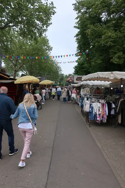 Viel zu entdecken gab es auch in diesem Jahr auf dem Maimarkt auf dem Alten Messplatz in Landau.  | Foto: Jennifer Warzecha