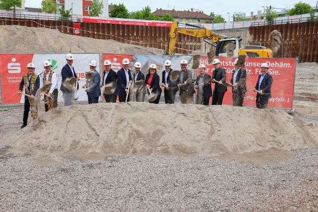 An der Ostbahnstraße gegenüber dem Landauer Hauptbahnhof startet ein großes Bauprojekt | Foto: Sparkasse Südpfalz