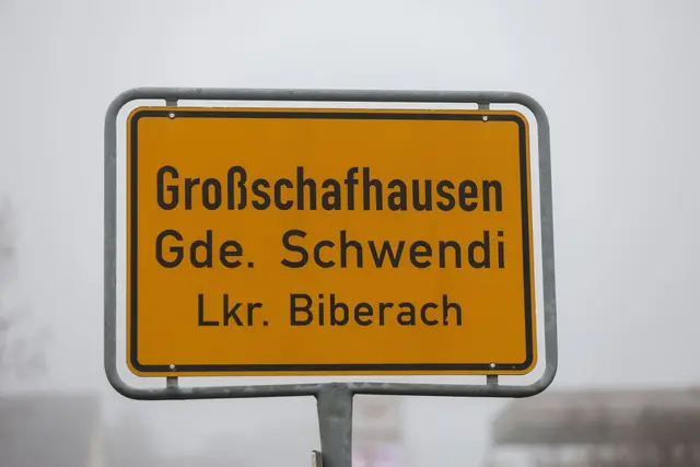 Der Mann ließ sich widerstandslos festnehmen. (Archivbild) | Foto: Thomas Warnack/dpa
