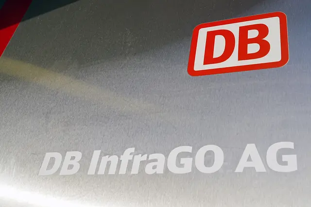 DB InfraGO setzt auf Milliardeninvestitionen, neue Betriebsregeln und gebündelte Sanierungen. Ziel sind stabilere Abläufe und mehr Pünktlichkeit im deutschen Bahnnetz. | Foto: Deutsche Bahn AG / Volker Emersleben