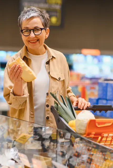 Wer nicht selbst fahren kann, kommt mit dem kostenlosen Fahrdienst trotzdem zum Supermarkt und wieder nach Hause. | Foto: Stadt Pirmasens