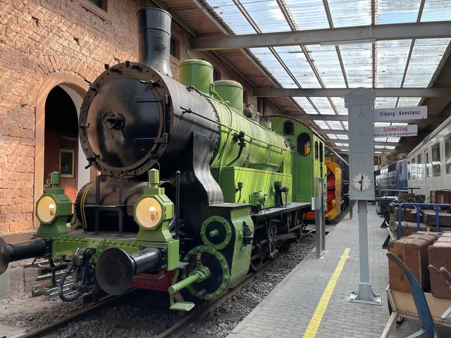 Internationaler Museumstag 2026: Viele Museen in der Region laden zum Aktionstag. In Neustadt an der Weinstraße kann man am Sonntag, 17. Mai, historische Loks und Wagen auch von innen anschauen. | Foto: Lothar Kopp