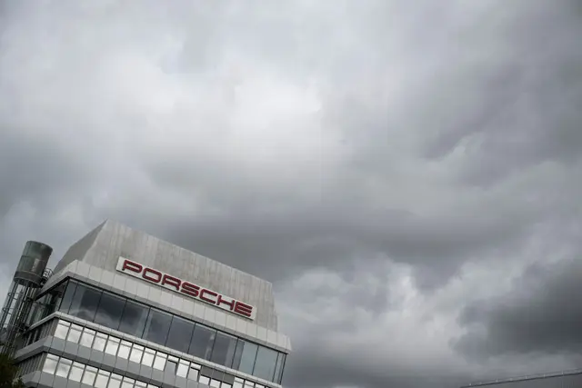 Porsche will drei Tochterfirmen nicht fortführen. (Archivbild) | Foto: Marijan Murat/dpa