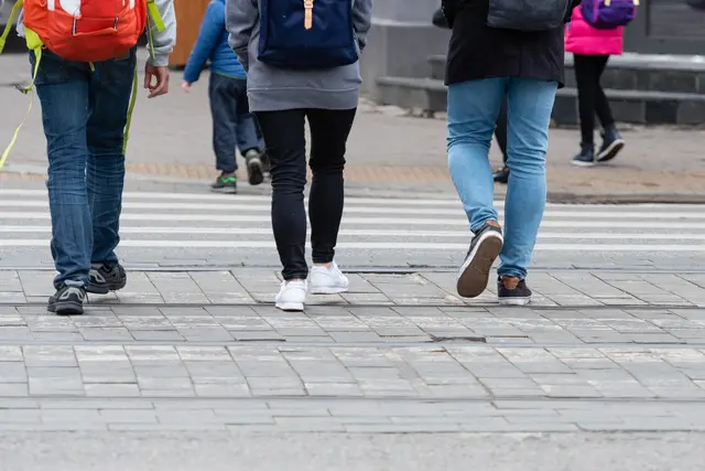 Wer in Pirmasens zu Fuß unterwegs ist, kann beim Workshop auf Stolperstellen und unsichere Querungen hinweisen. | Foto: Stadt Pirmasens