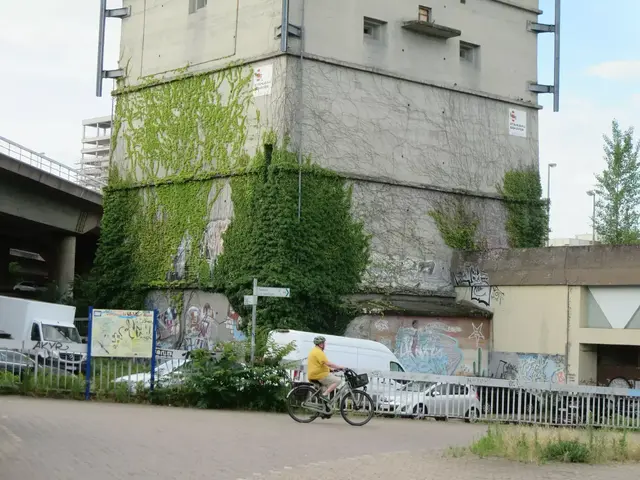 Der Würfelbunker wird Stück für Stück abgetragen | Foto: Julia Glöckner