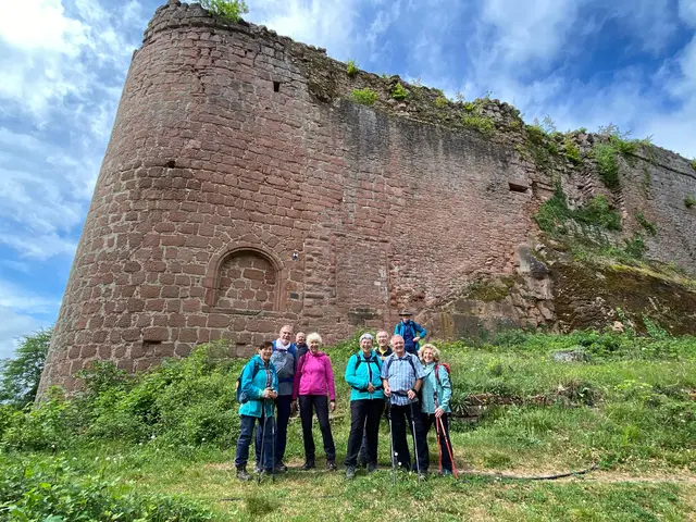 Gruppenfoto Burg Scharfeneck | Foto: Ich