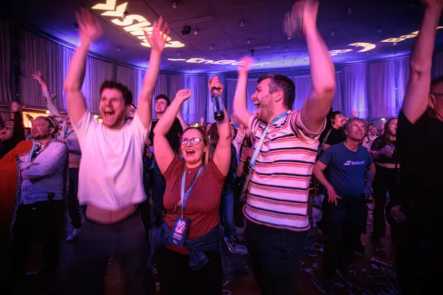Party pur - beim ESC-Public Viewing 2026 in Karlsruhe (Eurovision Songcontest in Wien) | Foto: Paul Needham