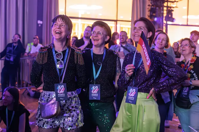 Party pur - beim ESC-Public Viewing 2026 in Karlsruhe (Eurovision Songcontest in Wien) | Foto: Paul Needham
