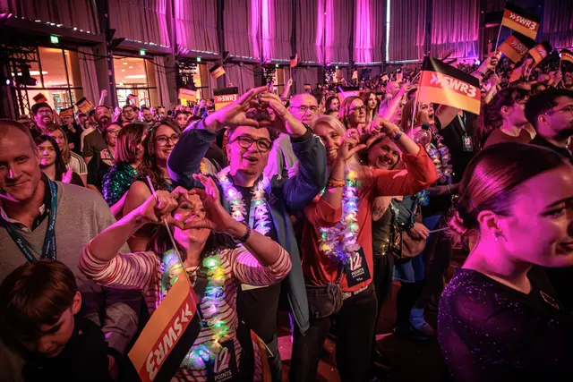 Party pur - beim ESC-Public Viewing 2026 in Karlsruhe (Eurovision Songcontest in Wien) | Foto: Paul Needham