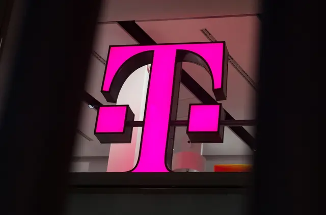 Telekom-Kunden müssen mit Einschränkungen rechnen. (Symbolbild) | Foto: Rainer Jensen/dpa/dpa-tmn