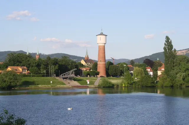 Die beliebte Veranstaltungsreihe "Sundowner am Wasserturm" startet wieder. | Foto: Hannelore Schäfer