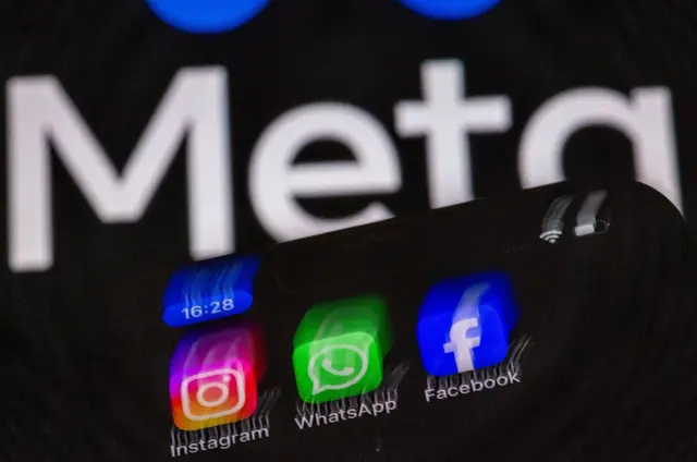 Der Messenger WhatsApp soll demnächst private Chats mit dem hauseigenen KI-Bot Meta AI bekommen. (zu dpa: «WhatsApp: Inkognito-Chats mit der KI kommen») | Foto: dpa