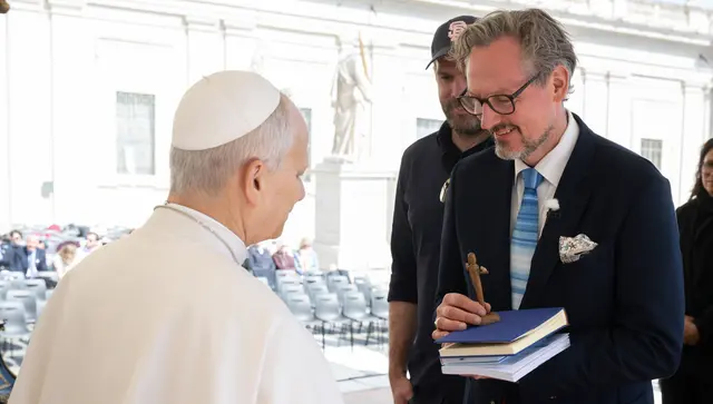 Hirschhausen will zum Papst - Wer bewahrt die Schöpfung?: Die Doku begleitet Eckart von Hirschhausen auf dem Weg bis zum Papst und zur Klimafrage der Kirche. | Foto: BR Bayerischer Rundfunk, Foto: Vatican News