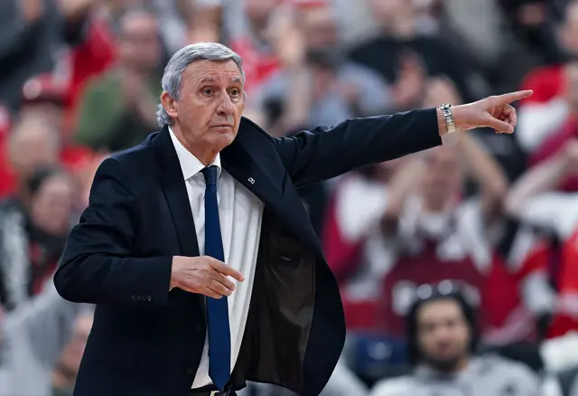 Svetislav Pesic steht mit seinen Bayern mit einem Bein im BBL-Halbfinale. | Foto: Sven Hoppe/dpa