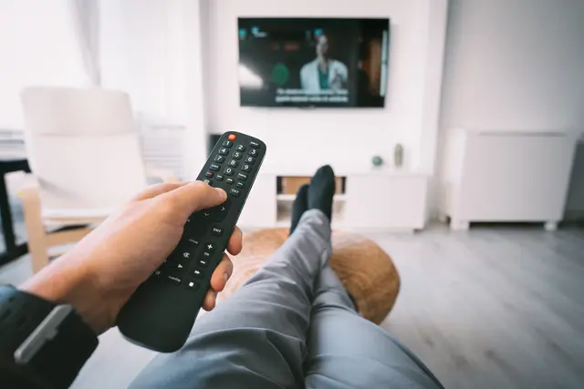Fernsehen Symbolbild | Foto: Creative Cat Studio/stock.adobe.com