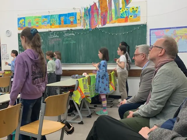 Kinder der Pestalozzi und Johannes-Kepler-Grundschule proben in Mannheim für das Abschlusskonzert der SingPause. Der Auftritt im OPAL bildet den Höhepunkt des Musikprojekts. | Foto: Stadt Mannheim