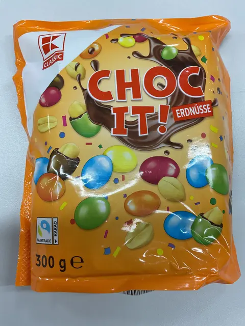 Erdnuss-Snacks werden wegen möglicher Metallfremdkörper zurückgerufen. | Foto: © Firma Piasten