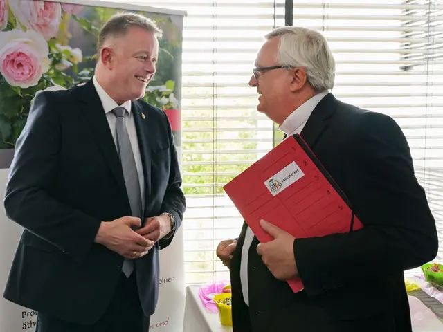 Am Rande des Kongresses kam Bischof Wiesemann mit dem neuen rheinland-pfälzischen Ministerpräsidenten Gordon Schnieder zusammen | Foto: Bistum Speyer/Klaus Landry